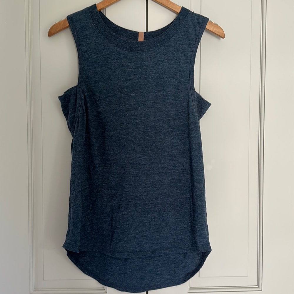 Lunya Restore Muscle Tee in Navy